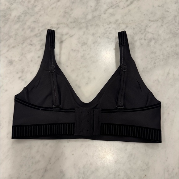 alo yoga airlift leggings & sports bra set - Picture 10 of 10